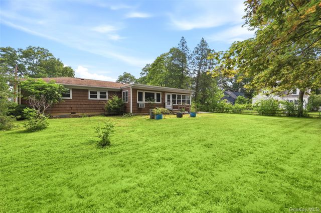 31 Partridge Road, White Plains, NY 10605