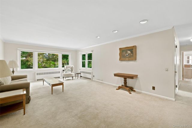31 Partridge Road, White Plains, NY 10605