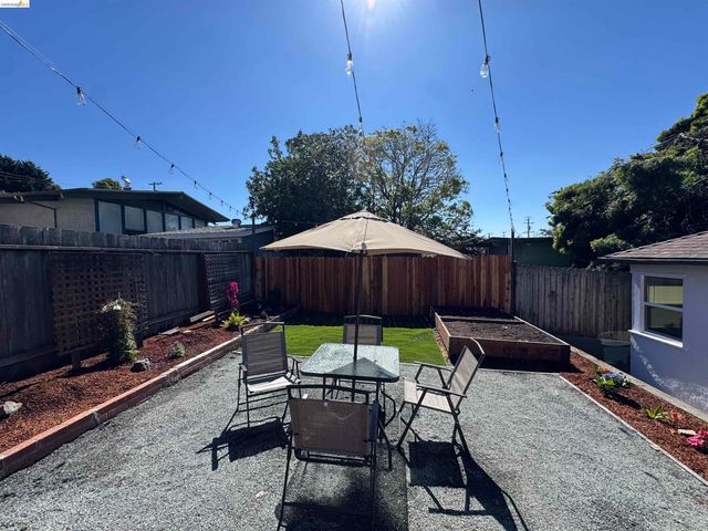 1909 Francisco Way, Richmond, CA 94805