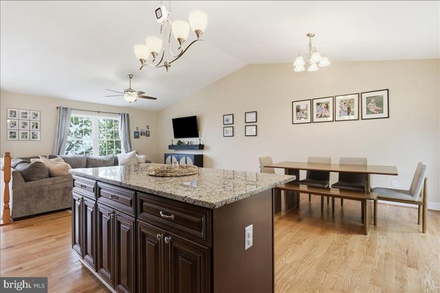 1617 TOMAHAWK, Winchester, VA 22602