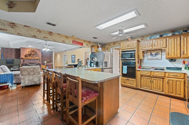 415 Fm 1708, Weatherford, TX 76087