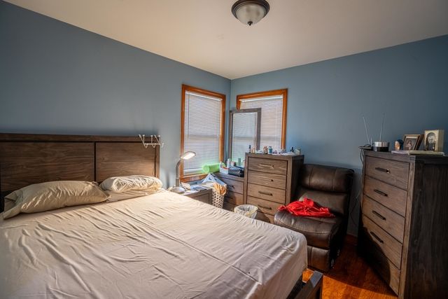 2843 Hawthorne Street, Franklin Park, IL 60131