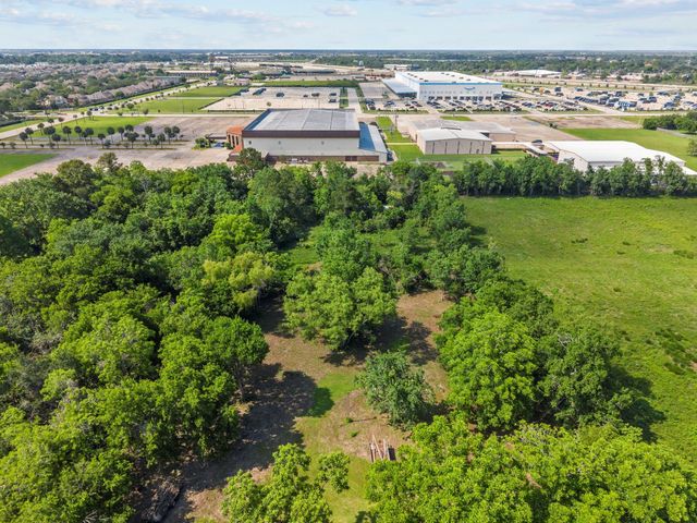 5106 Fm 1765, La Marque, TX 77568
