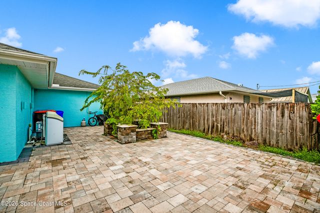 2120 87th Court, Vero Beach, FL 32966