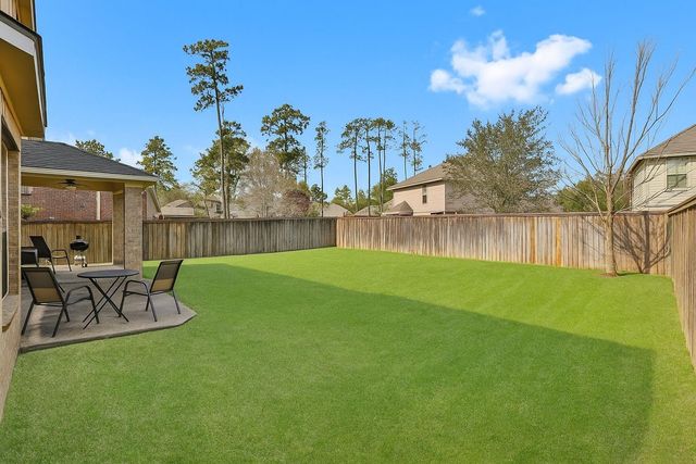 63 W Lasting Spring Circle, The Woodlands, TX 77389