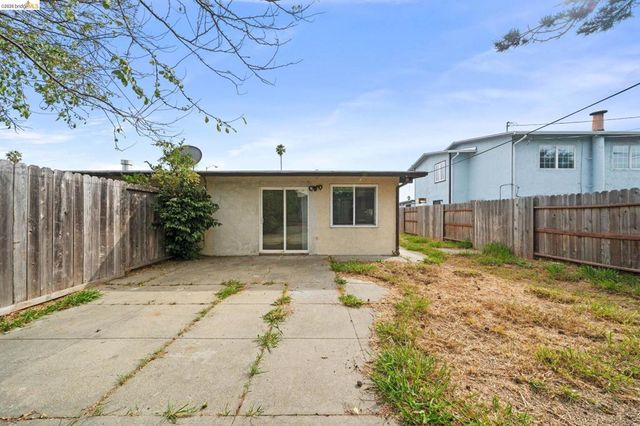 4501 Taft Ave, Richmond, CA 94804