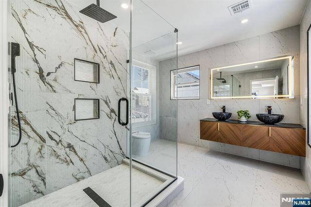 131 Palsa Avenue, Elmwood Park, NJ 07407