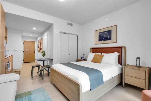 11 NE 6th Street 2808, Miami, FL 33132