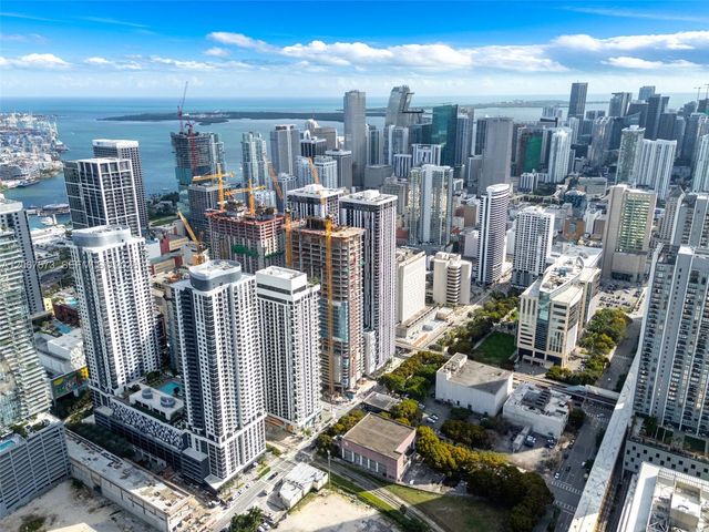 11 NE 6th Street 2808, Miami, FL 33132