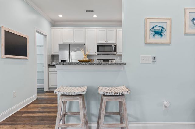 932 Leah Jayne Ln., North Myrtle Beach, SC 29582