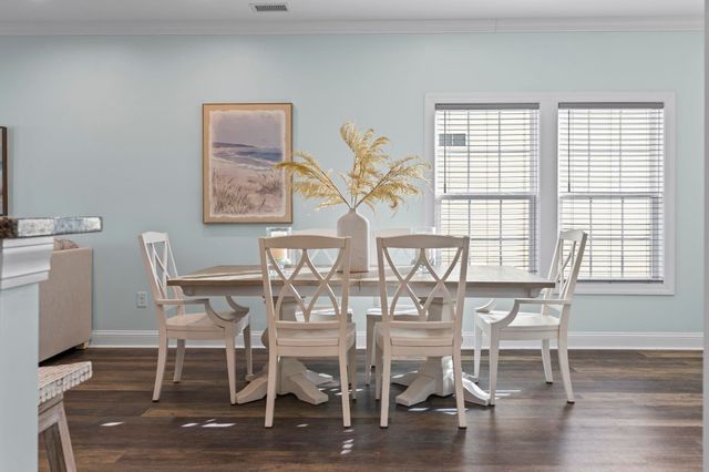 932 Leah Jayne Ln., North Myrtle Beach, SC 29582