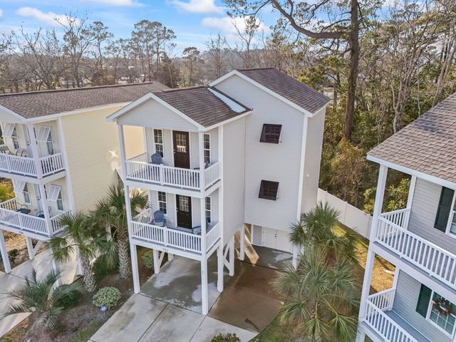 932 Leah Jayne Ln., North Myrtle Beach, SC 29582