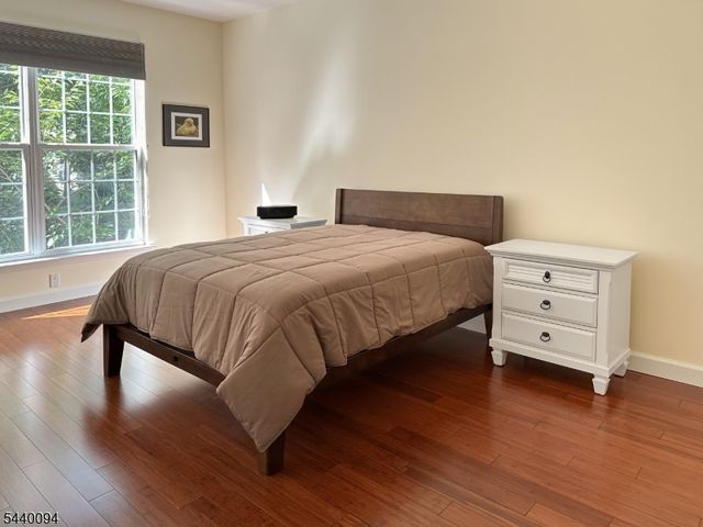 2201 Ambassador Ct 2201, Franklin Twp., NJ 08873