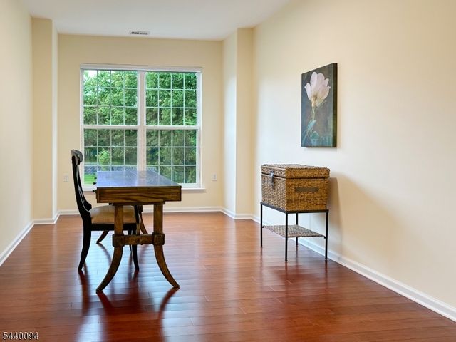 2201 Ambassador Ct 2201, Franklin Twp., NJ 08873