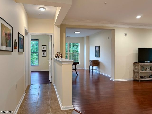 2201 Ambassador Ct 2201, Franklin Twp., NJ 08873