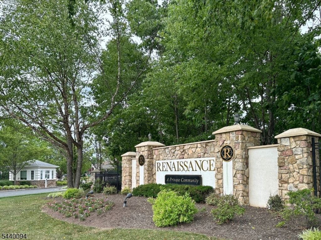 2201 Ambassador Ct 2201, Franklin Twp., NJ 08873