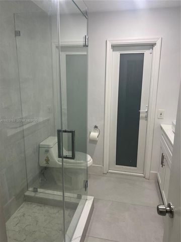 8420 NW 24th Ct 1, Pembroke Pines, FL 33322