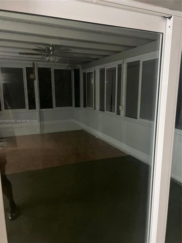 8420 NW 24th Ct 1, Pembroke Pines, FL 33322