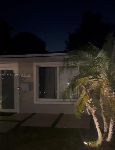 8420 NW 24th Ct 1, Pembroke Pines, FL 33322