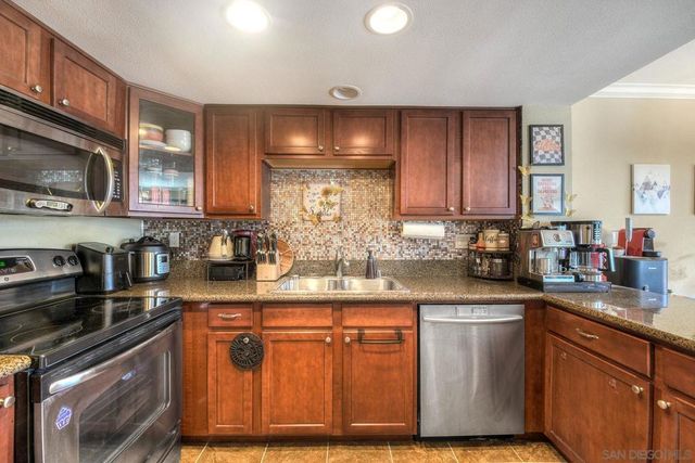 15383 Maturin Dr 221, San Diego, CA 92127