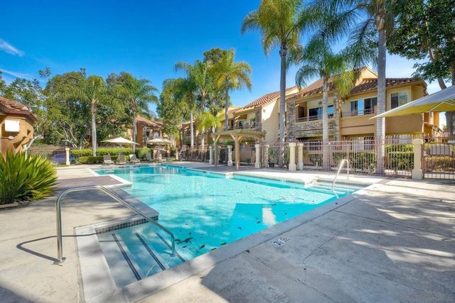 15383 Maturin Dr 221, San Diego, CA 92127