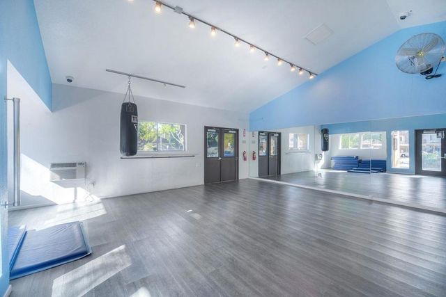 15383 Maturin Dr 221, San Diego, CA 92127