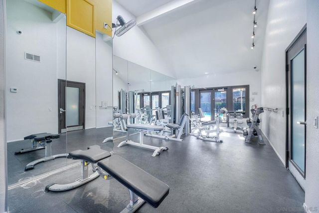 15383 Maturin Dr 221, San Diego, CA 92127