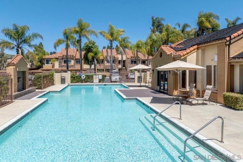 15383 Maturin Dr 221, San Diego, CA 92127