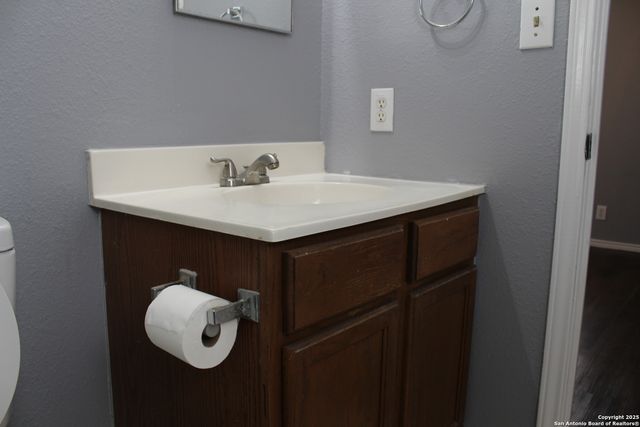 8756 Seven Seas, San Antonio, TX 78242