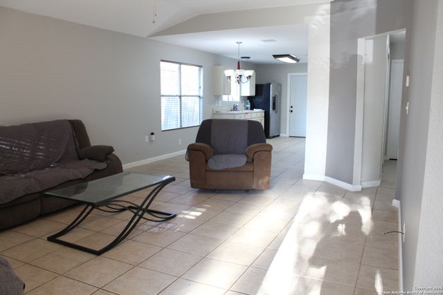 8756 Seven Seas, San Antonio, TX 78242