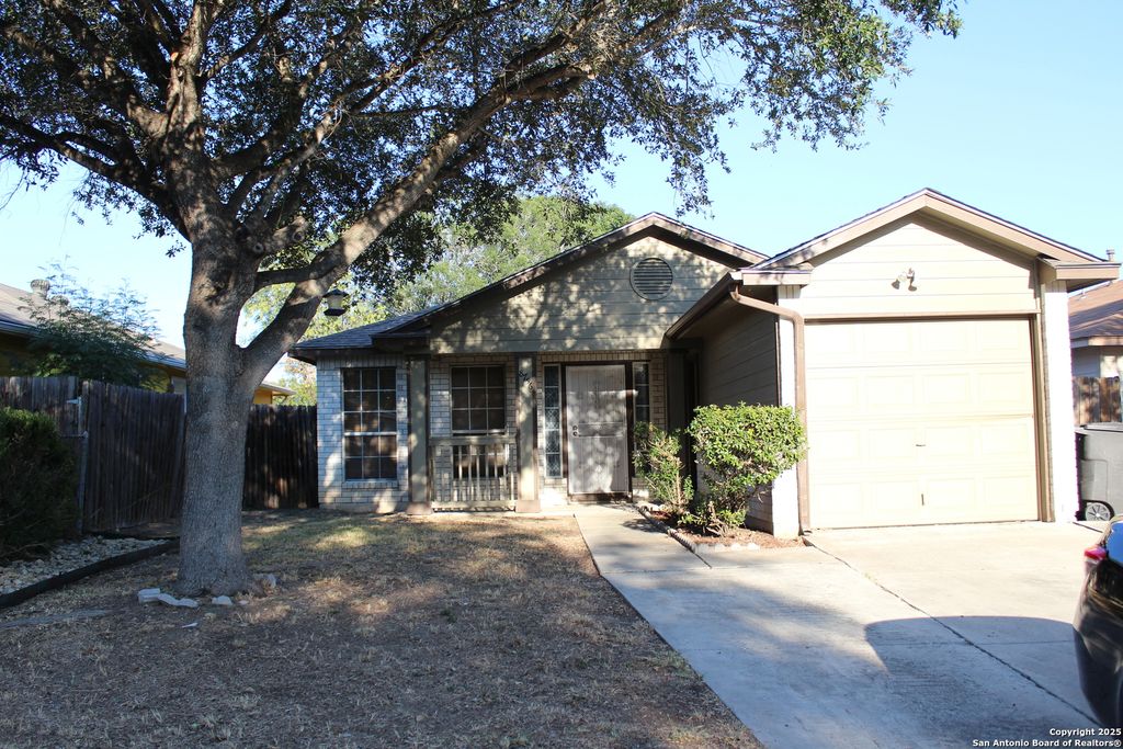 8756 Seven Seas, San Antonio, TX 78242
