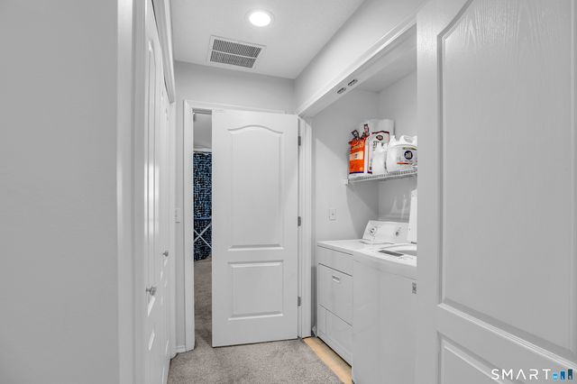 89 Uplands Way 89, Glastonbury, CT 06033