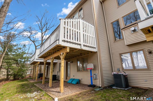 89 Uplands Way 89, Glastonbury, CT 06033