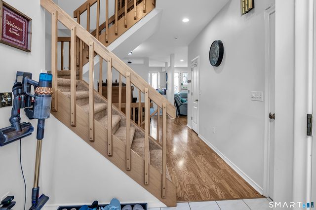 89 Uplands Way 89, Glastonbury, CT 06033