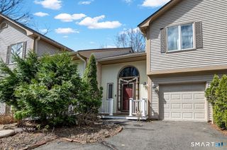 89 Uplands Way 89, Glastonbury, CT 06033