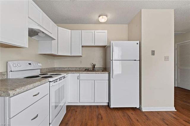 2344 Grandy AVE B, Norfolk, VA 23509