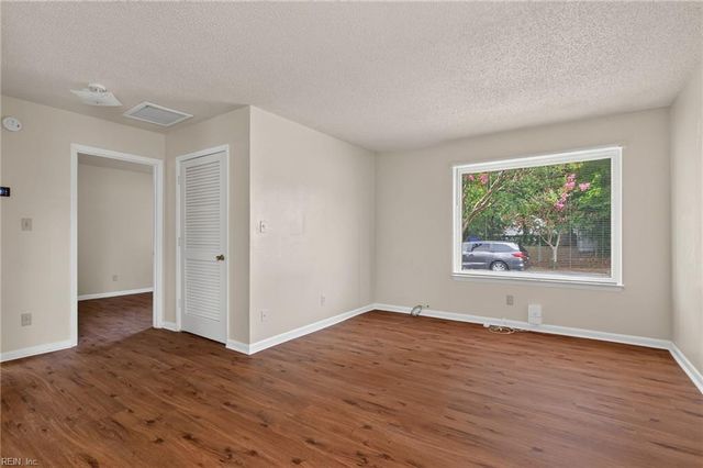 2344 Grandy AVE B, Norfolk, VA 23509