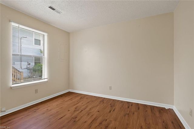 2344 Grandy AVE B, Norfolk, VA 23509