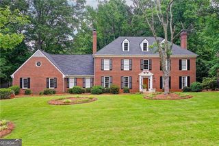 625 River Chase Point, Atlanta, GA 30328