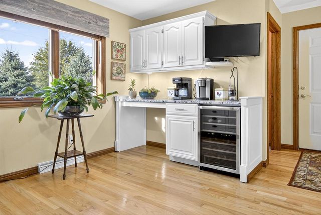 N3507 COUNTY RD E, Appleton, WI 54913