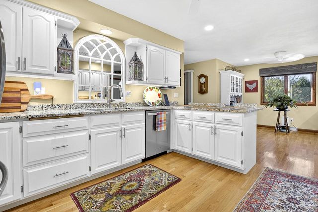 N3507 COUNTY RD E, Appleton, WI 54913