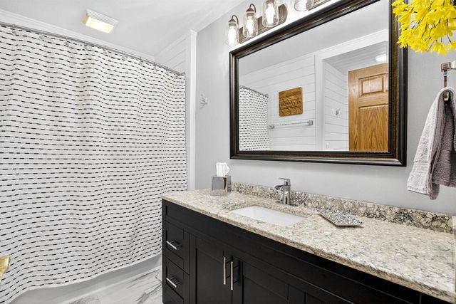 N3507 COUNTY RD E, Appleton, WI 54913