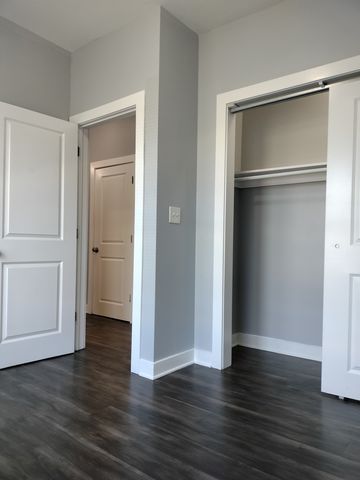 4800 S Winchester Avenue 2W, Chicago, IL 60609