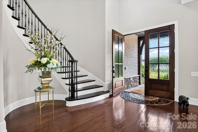1115 Shelton Oaks Court, Matthews, NC 28105