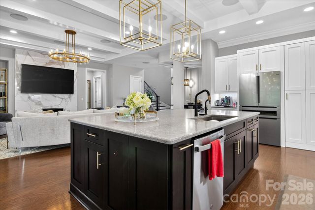 1115 Shelton Oaks Court, Matthews, NC 28105