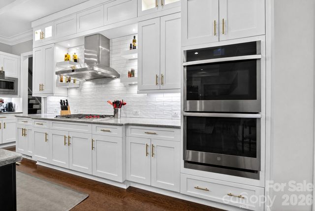 1115 Shelton Oaks Court, Matthews, NC 28105