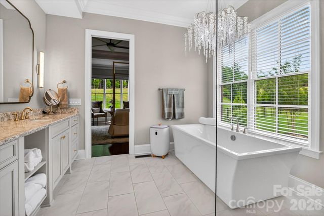 1115 Shelton Oaks Court, Matthews, NC 28105