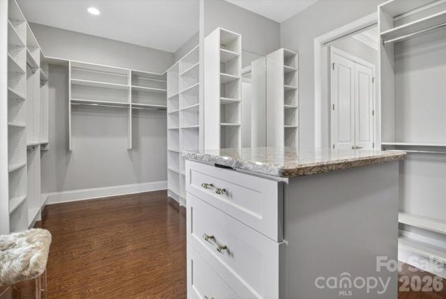 1115 Shelton Oaks Court, Matthews, NC 28105