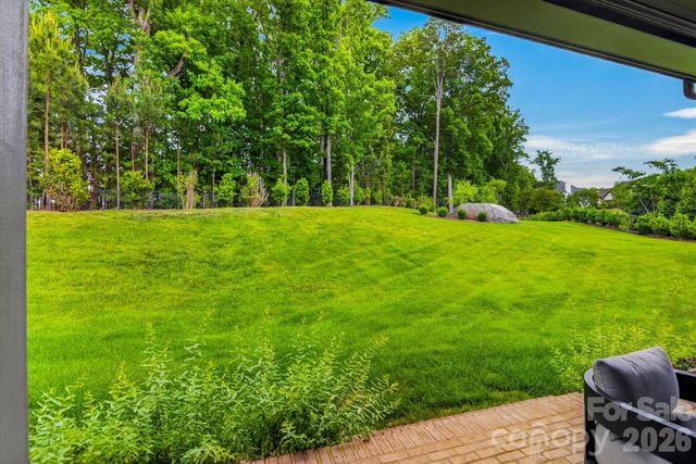1115 Shelton Oaks Court, Matthews, NC 28105