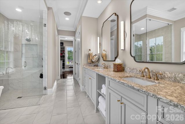 1115 Shelton Oaks Court, Matthews, NC 28105